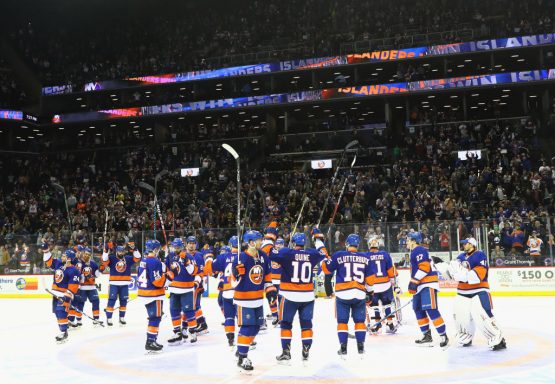 NEW YORK, NY - APRIL 09: The New York Islanders salute the fans following a 4-2 victory over the Ottawa Senators at the Barclays Center on April 9, 2017 in the Brooklyn borough of New York City. (Photo by Bruce Bennett/Getty Images)