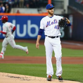 Philadelphia Phillies v New York Mets