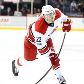 Carolina Hurricanes v New York Islanders