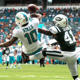 New York Jets v Miami Dolphins