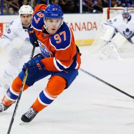 edmonton-alta-february-11-2016-connor-mcdavid-97-of2