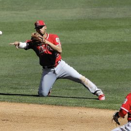 Middle Infield Featured Image Up the Middle Defense