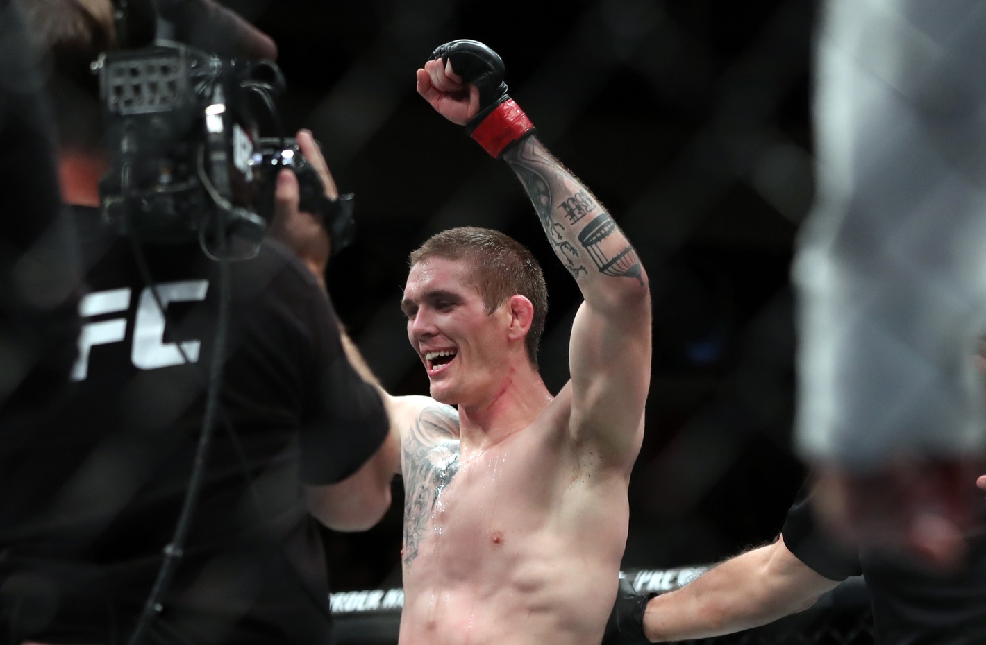 jordan mein celebrates after defeating erick silva