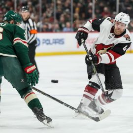 NHL: Arizona Coyotes at Minnesota Wild