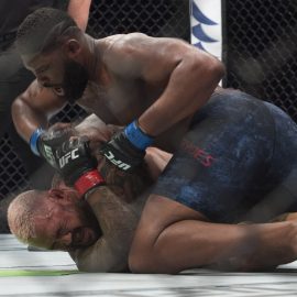 curtis blaydes ground & pounds mark hunt