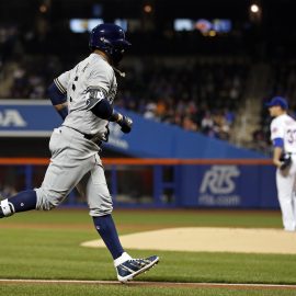 MLB: Milwaukee Brewers at New York Mets