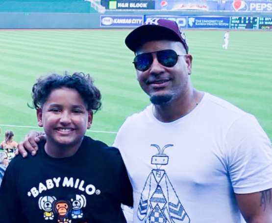 Manny Ramirez rocks Yankees hat, disguise to take in Rangers-Royals game -  The Sports Daily