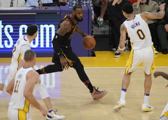 NBA: Cleveland Cavaliers at Los Angeles Lakers