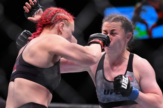 gillian robertson punches molly mccann