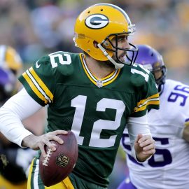 NFL: Minnesota Vikings at Green Bay Packers