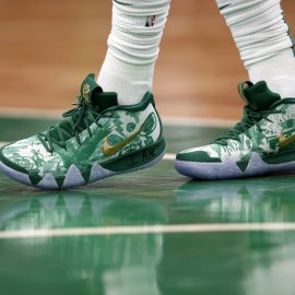 kyrie kicks