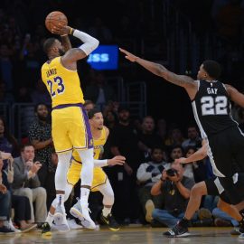 NBA: San Antonio Spurs at Los Angeles Lakers