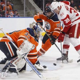 Oilers-Wings featured image