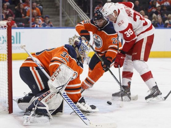 Oilers-Wings featured image