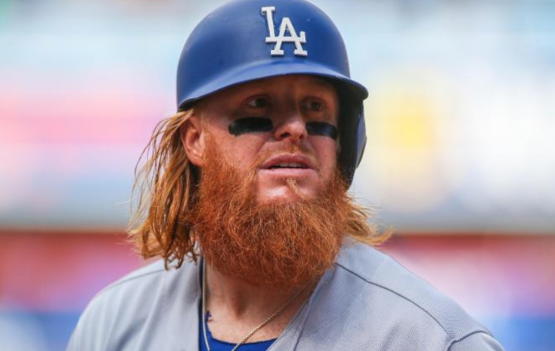 Justin Turner beard, hair; Watch evolution of look; Dodgers