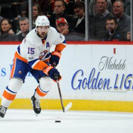 Oct 26, 2017; Saint Paul, MN, USA; New York Islanders forward Cal Clutterbuck (15) carries the puck up ice during the second period against the Minnesota Wild at Xcel Energy Center. Mandatory Credit: Marilyn Indahl-USA TODAY Sports