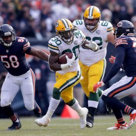 NFL: Green Bay Packers at Chicago Bears