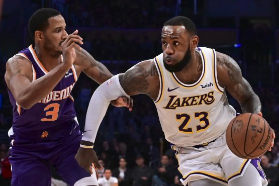 NBA: Phoenix Suns at Los Angeles Lakers