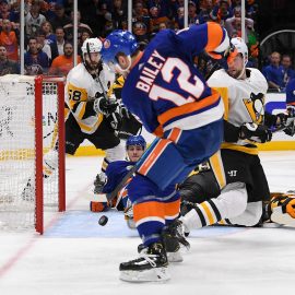 NHL: Stanley Cup Playoffs-Pittsburgh Penguins at New York Islanders