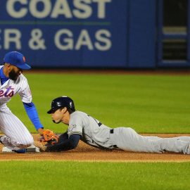 MLB: Milwaukee Brewers at New York Mets