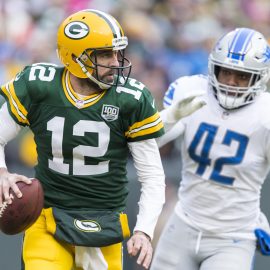 NFL: Detroit Lions at Green Bay Packers