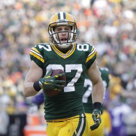 NFL: Minnesota Vikings at Green Bay Packers