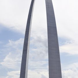 PGA: Gateway Arch - Closest to the Pin