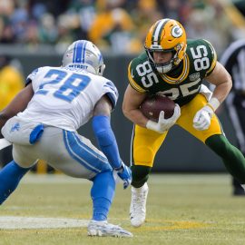 NFL: Detroit Lions at Green Bay Packers