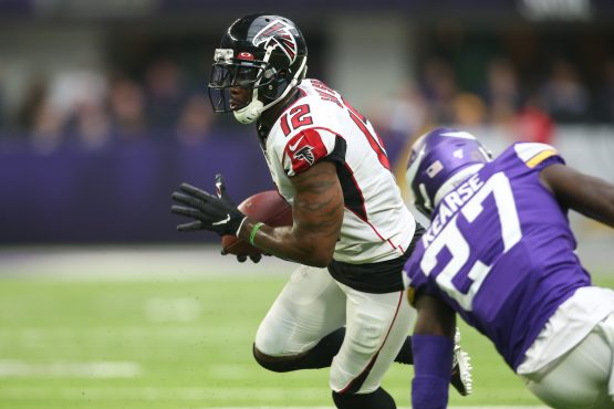 NFL: Atlanta Falcons at Minnesota Vikings