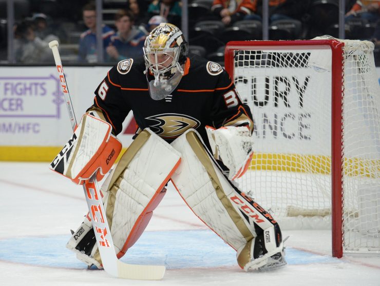 NHL: New York Islanders at Anaheim Ducks