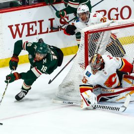 NHL: Calgary Flames at Minnesota Wild