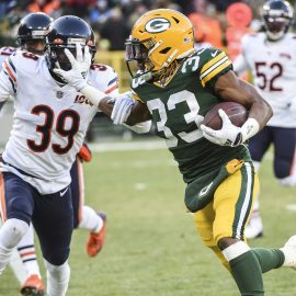 NFL: Chicago Bears at Green Bay Packers