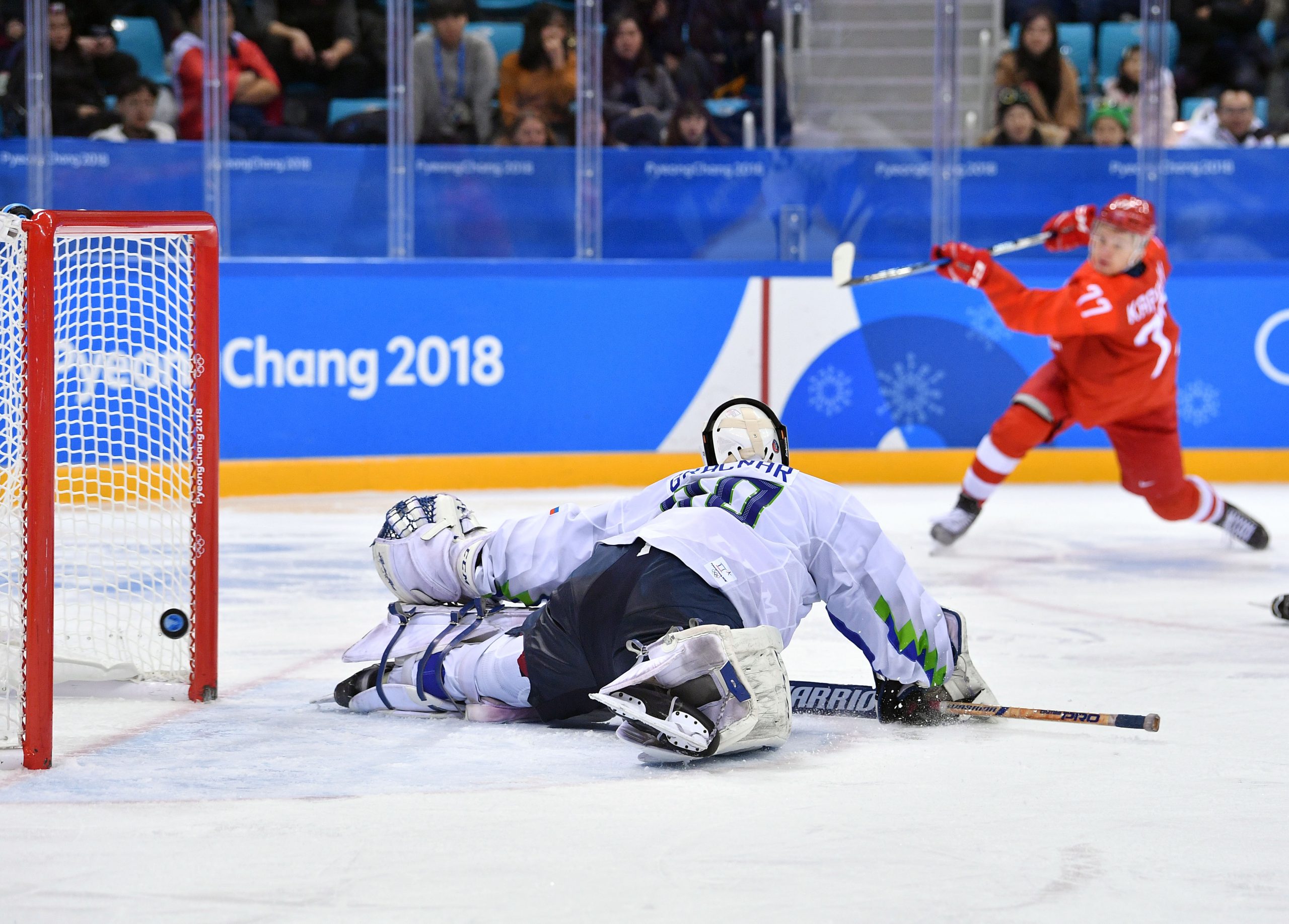 Olympics: Ice Hockey-Men Team Group B - RUS-SLO