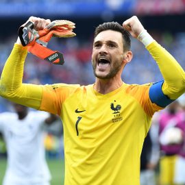 Soccer: World Cup-Uruguay vs France