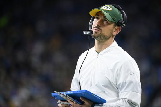 NFL: Green Bay Packers at Detroit Lions