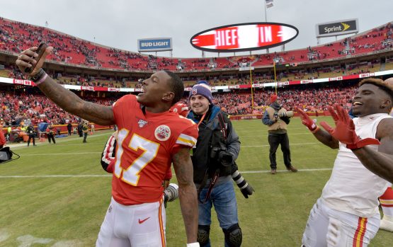 NFL: Los Angeles Chargers at Kansas City Chiefs