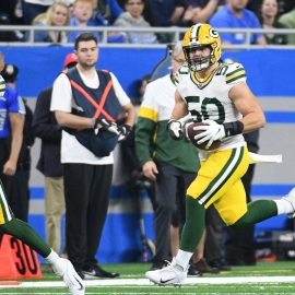 NFL: Green Bay Packers at Detroit Lions