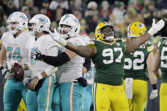 NFL: Miami Dolphins at Green Bay Packers