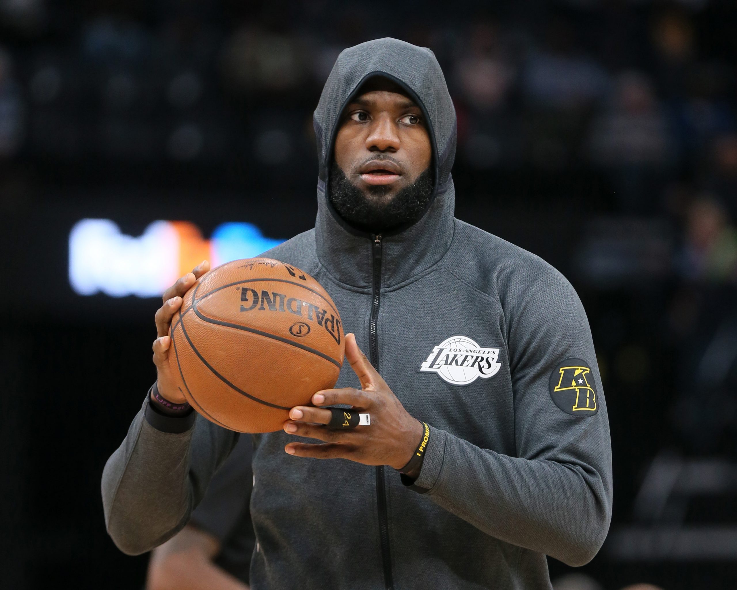 NBA players are wearing hoodies under blazers. Some call it 'the DeMatha  look.' - The Washington Post
