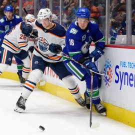 NHL: SEP 17 Preseason - Oilers at Canucks