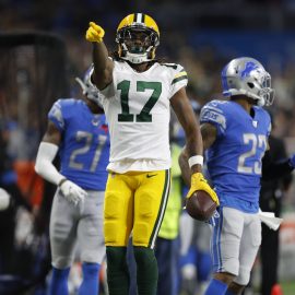 NFL: Green Bay Packers at Detroit Lions