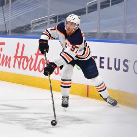 NHL: Exhibition-Edmonton Oilers vs Calgary Flames