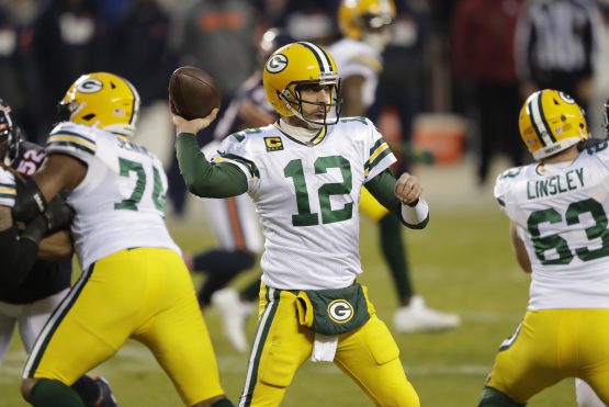 NFL: Green Bay Packers at Chicago Bears