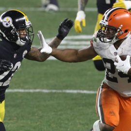 NFL: AFC Wild Card Round-Cleveland Browns at Pittsburgh Steelers