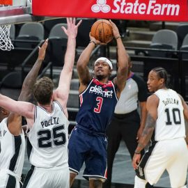 NBA: Washington Wizards at San Antonio Spurs