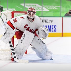 NHL: Carolina Hurricanes at Dallas Stars