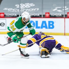 NHL: Los Angeles Kings at Minnesota Wild