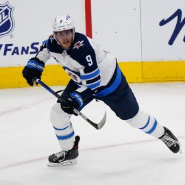 NHL: Winnipeg Jets at Toronto Maple Leafs