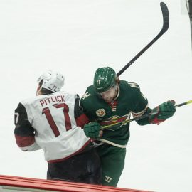 NHL: Arizona Coyotes at Minnesota Wild