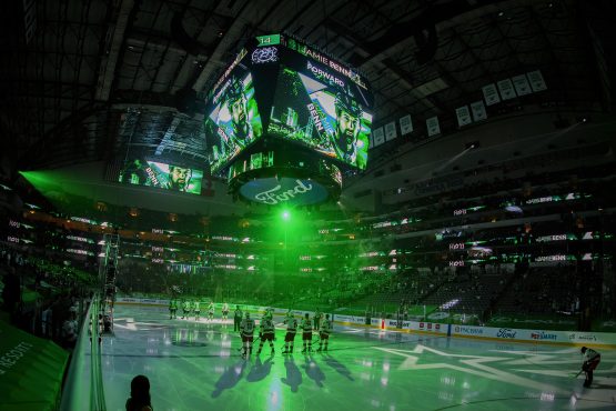 NHL: Carolina Hurricanes at Dallas Stars